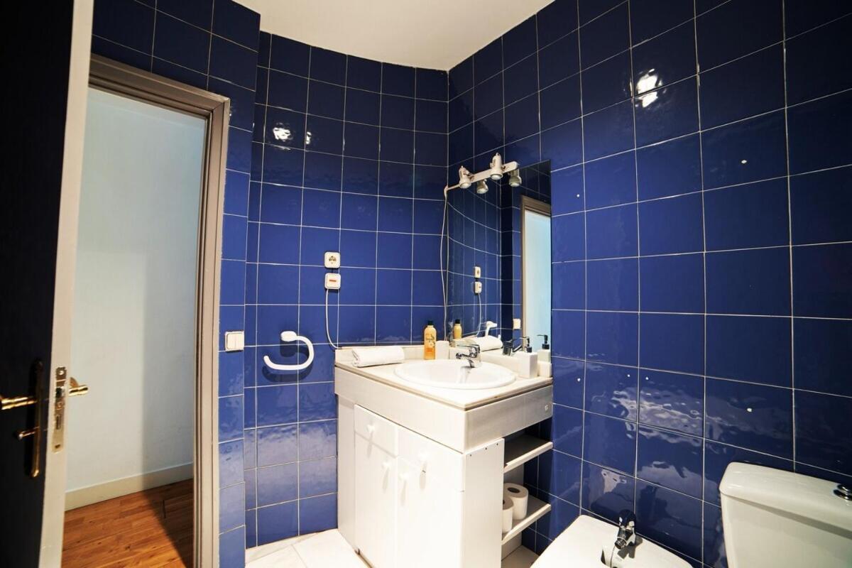 Bright Apartment In Historical City Center Madrid Extérieur photo